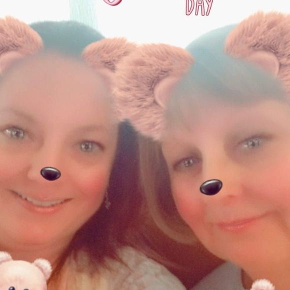 Meet your Posher, Shelly - Picture 1 of 1